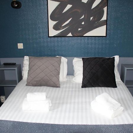 Hotel Des Pins Jullouville-les-Pins Ruang foto
