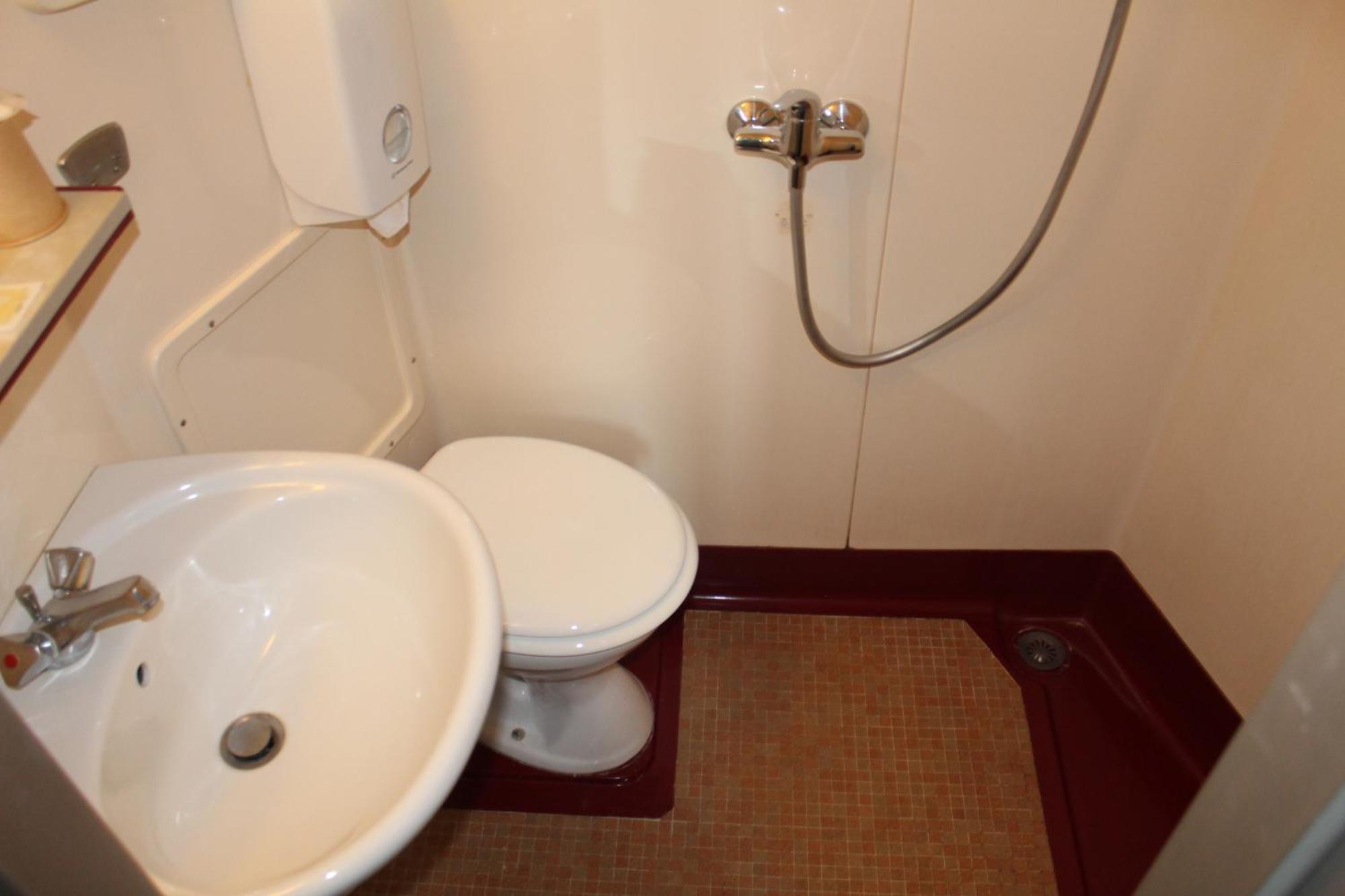 Hotel Des Pins Jullouville-les-Pins Ruang foto