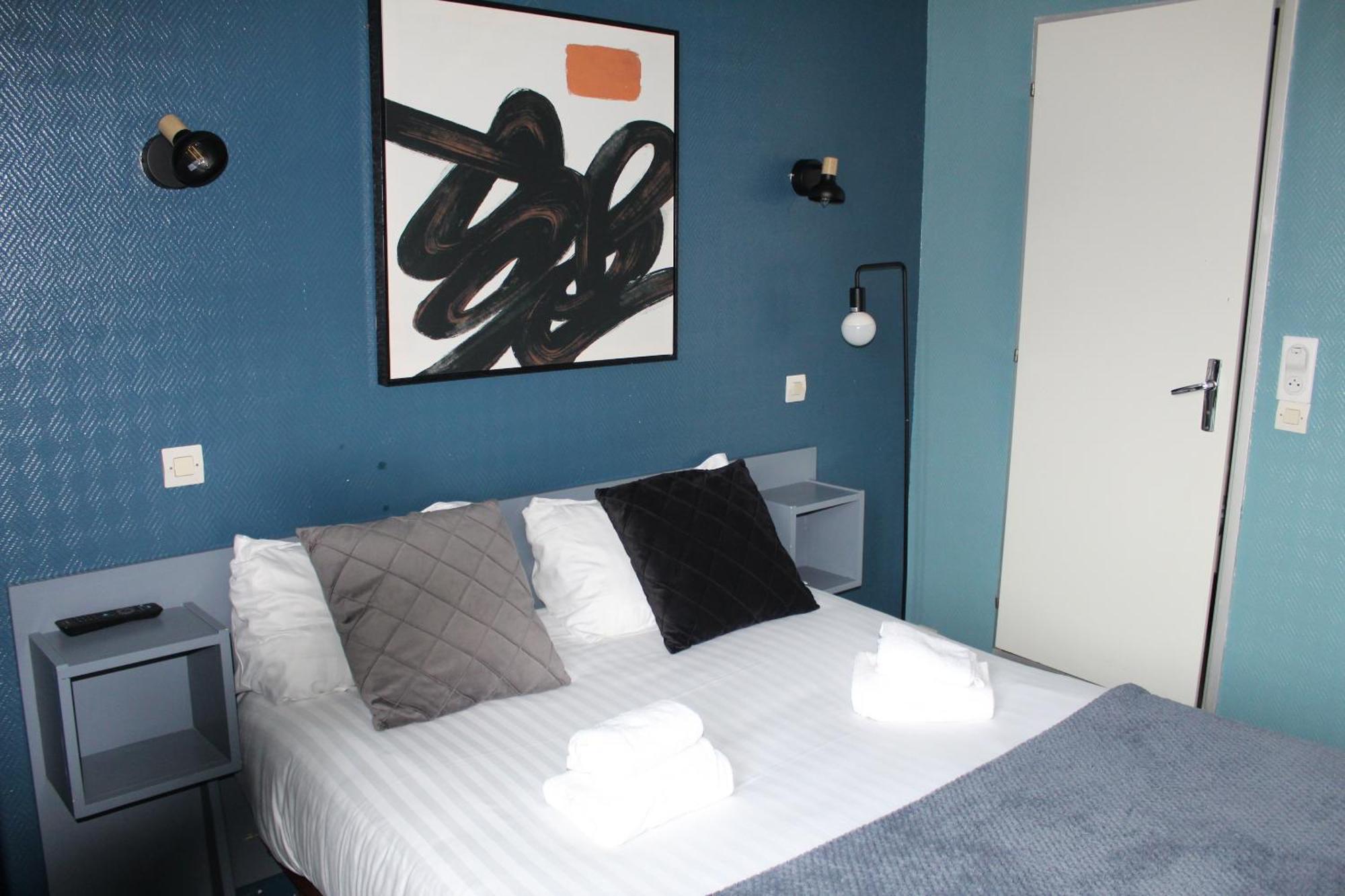 Hotel Des Pins Jullouville-les-Pins Ruang foto