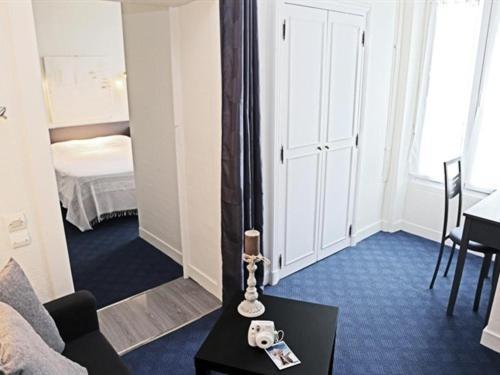Hotel Des Pins Jullouville-les-Pins Ruang foto
